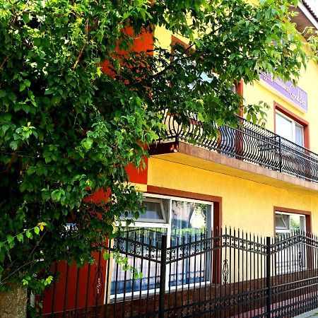 Golden Pension Targu Jiu Luaran gambar